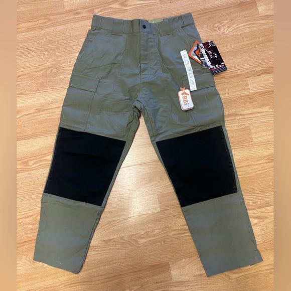 5.11 Tactical HRT Pants Dark Tan Black NEW
SZ WAIST LARGE
351/2-39
INSEAM SHORT - Picture 1 of 8